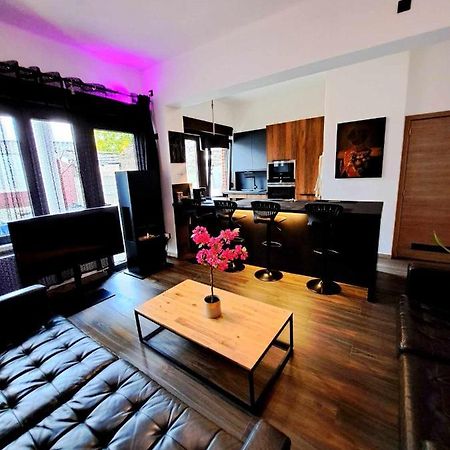 Petite Chambre Dans Une Jolie Colocation Luik Buitenkant foto