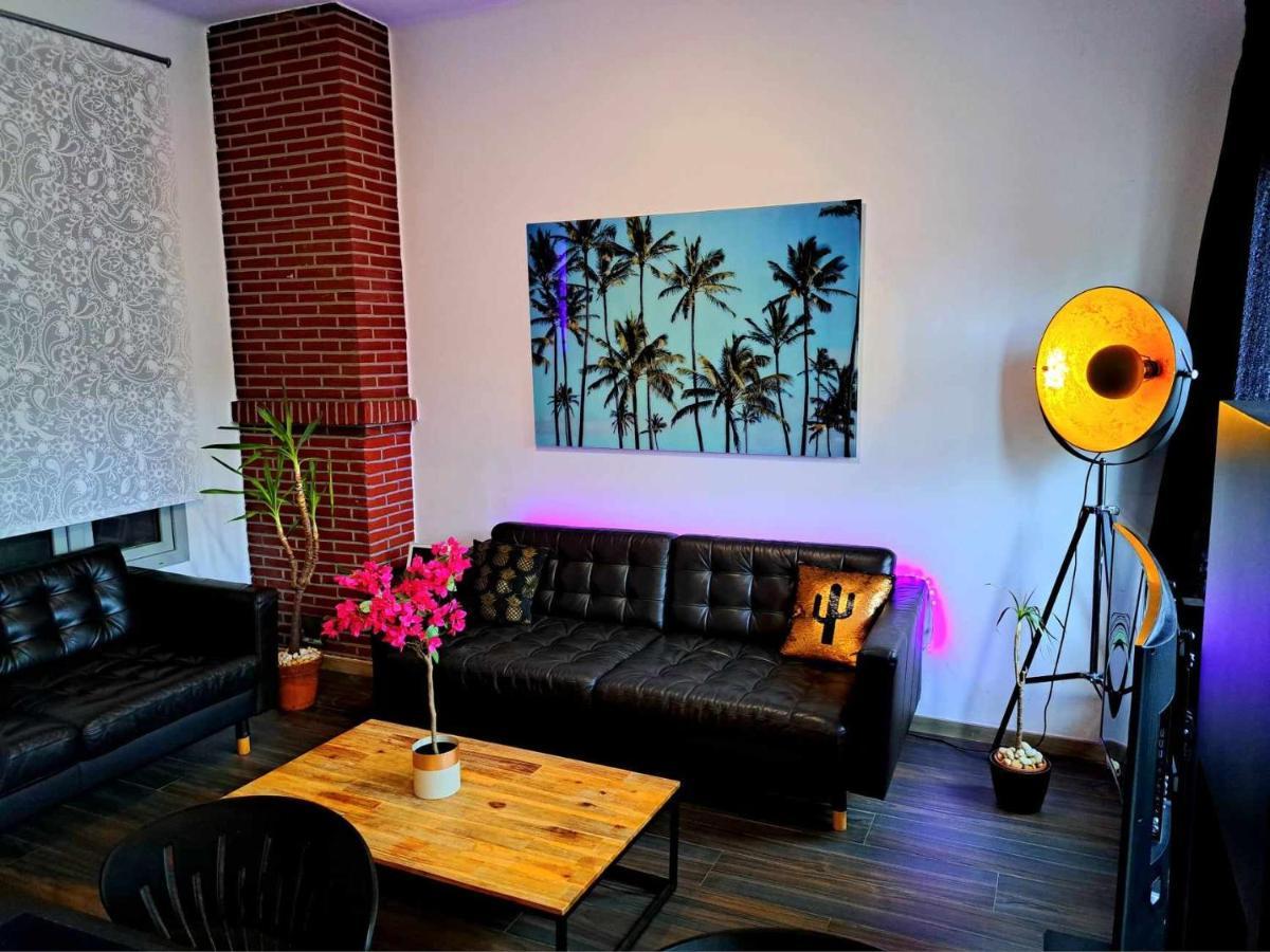 Petite Chambre Dans Une Jolie Colocation Luik Buitenkant foto